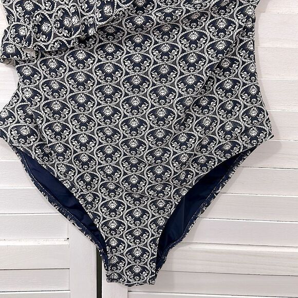 Nip Tuck Size 8 One Piece Swimsuit Blue & White Ruffle - Picture 6 of 16